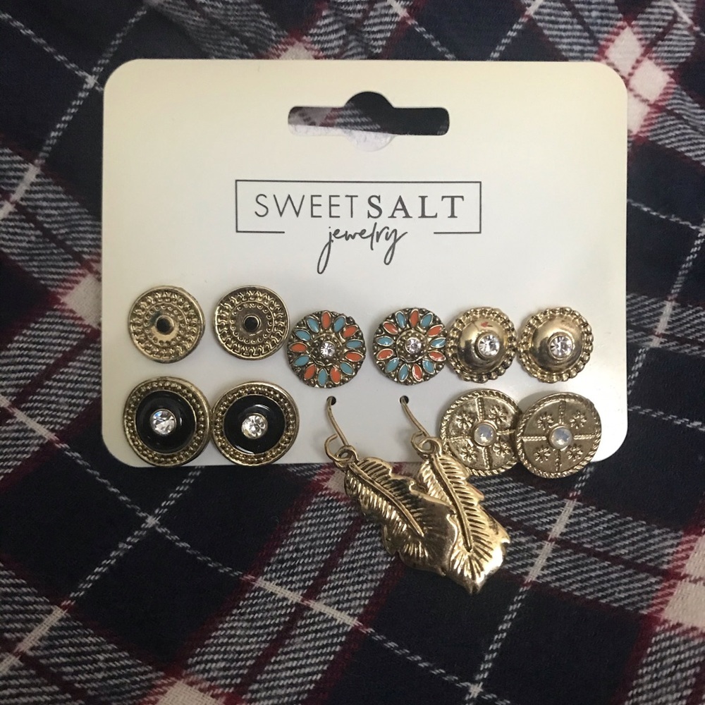 New 6 piece earring set